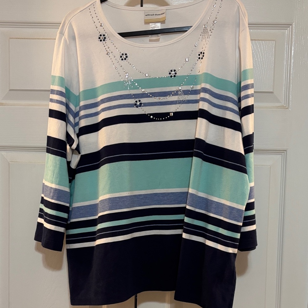Bundles 2 for $20 Alfred Dunner Stripe blue white Women's top 2x